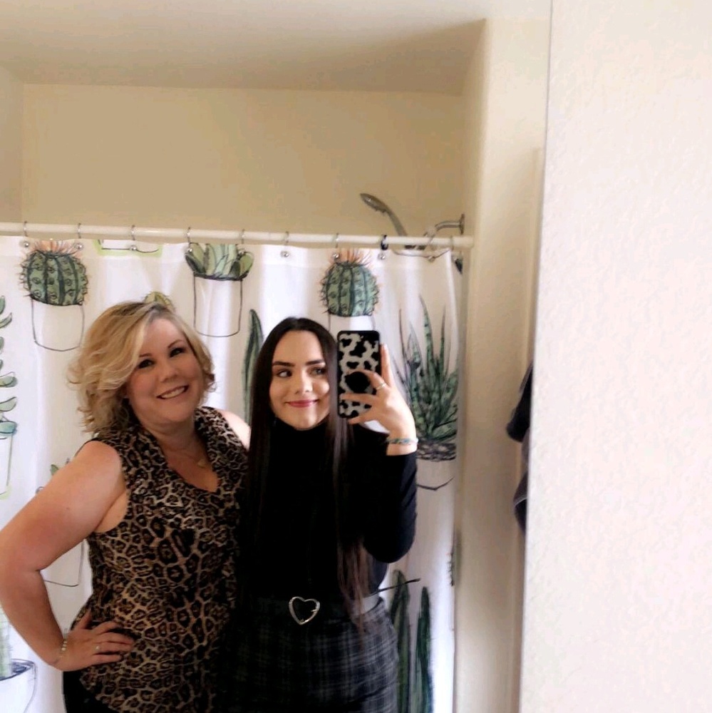 Meet your Posher, Tiffany